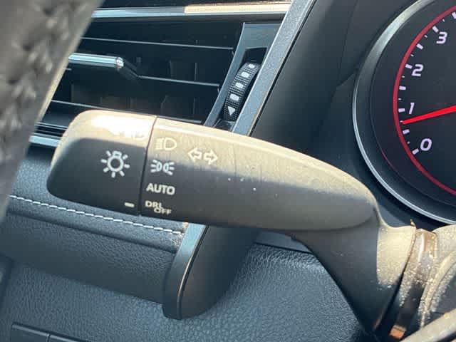 Used 2023 Toyota Camry XSE FWD image 27