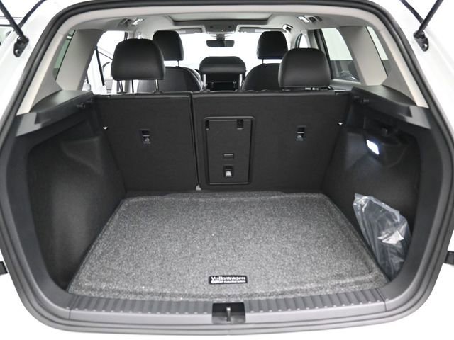 New 2026 Volkswagen Taos SE image 12