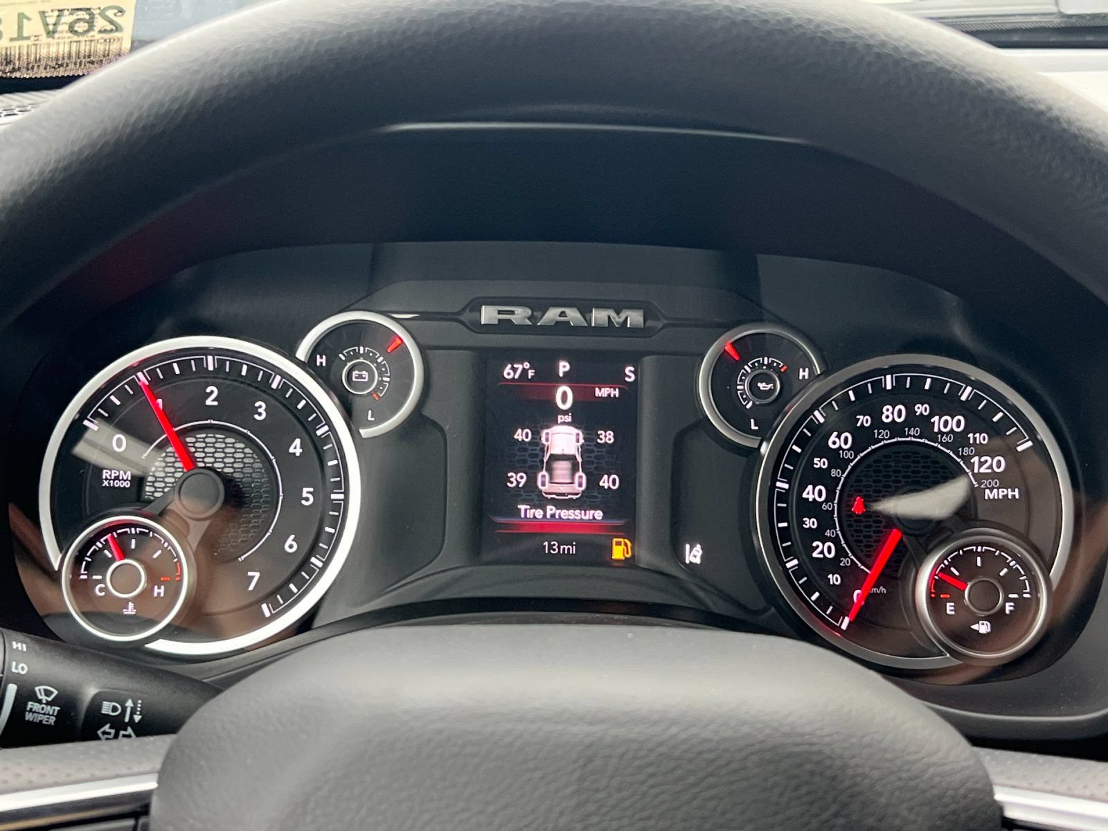 New 2026 RAM 1500 Express AWD/4WD image 23
