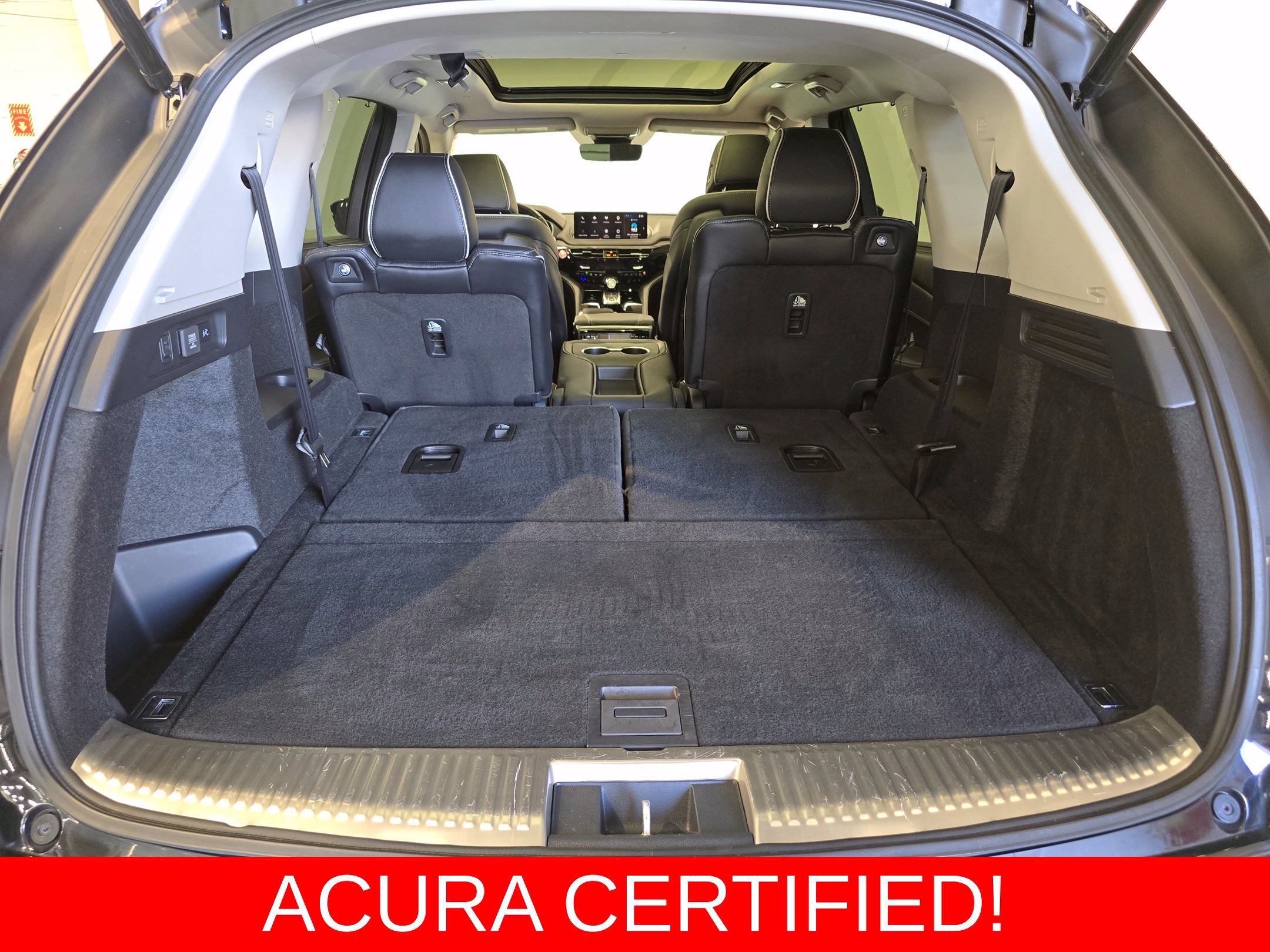 Certified 2024 Acura MDX w/ Advance Package AWD/4WD image 8