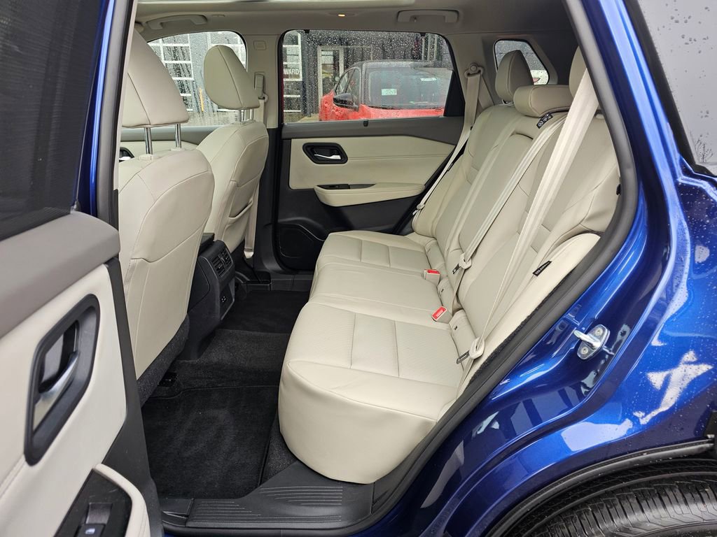Certified 2023 Nissan Rogue SV w/ SV Premium Package AWD/4WD image 13