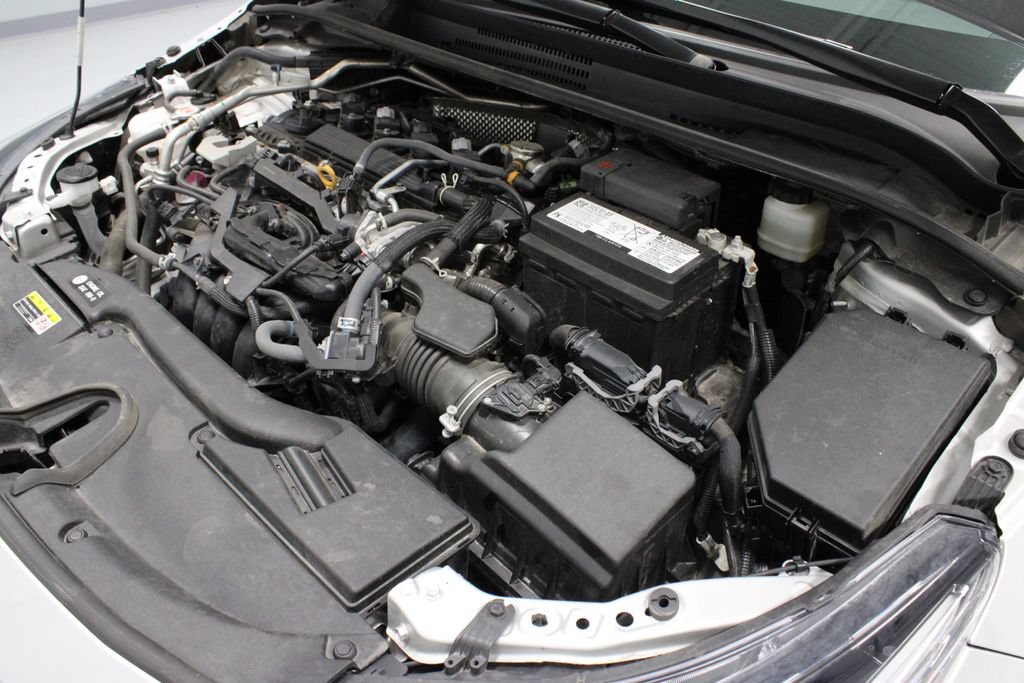 Used 2025 Toyota Corolla SE FWD image 30