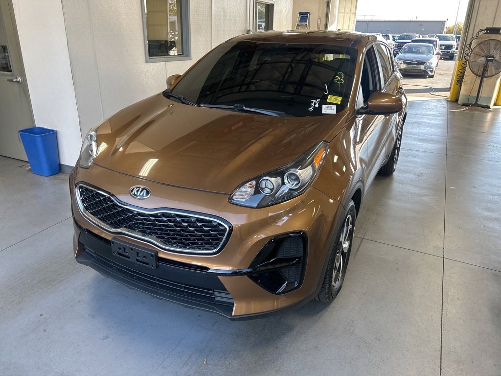 Used 2021 Kia Sportage LX image 2