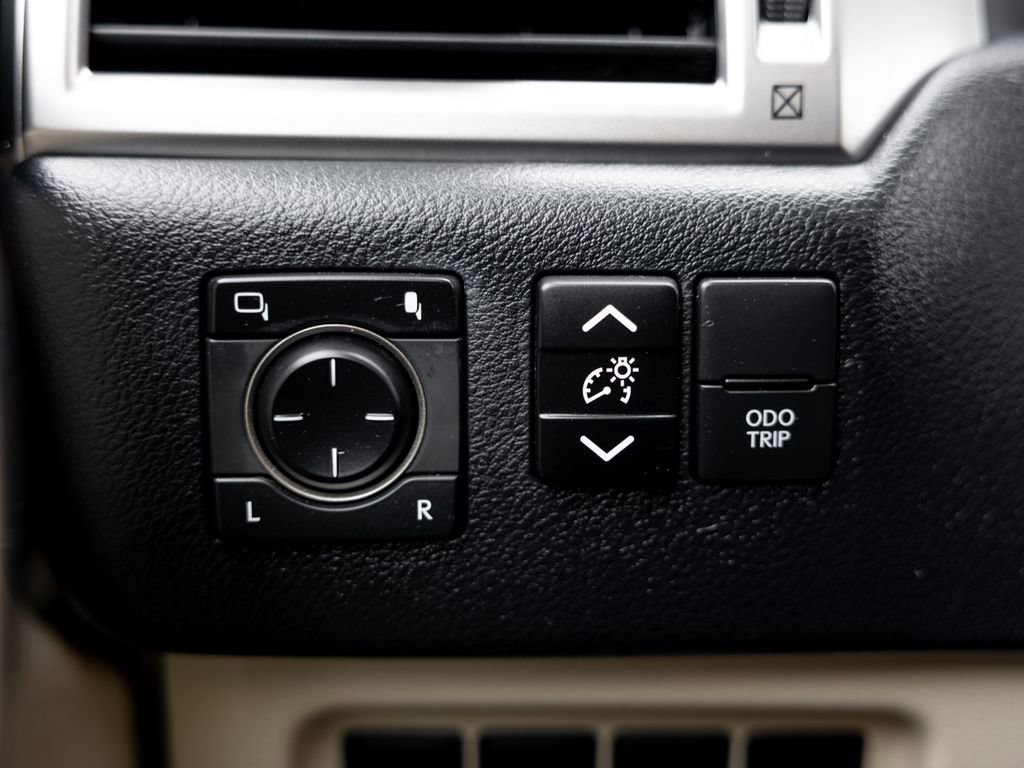 Used 2023 Lexus GX 460 Premium image 29