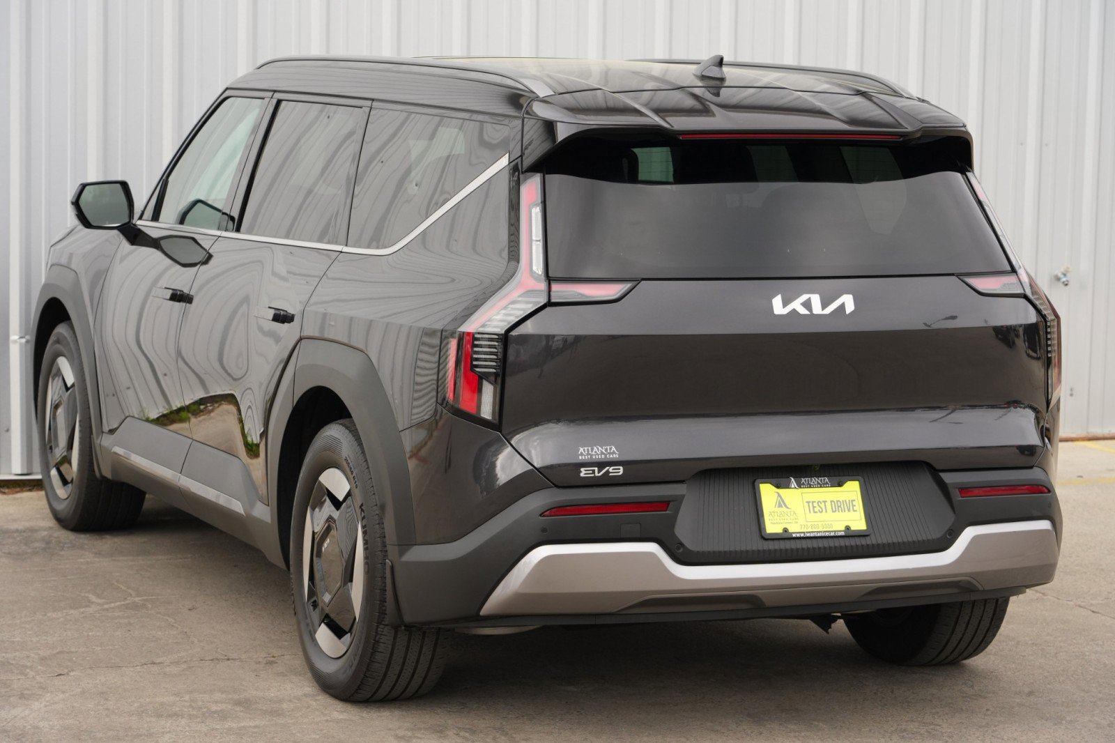 Used 2024 Kia EV9 Wind image 51