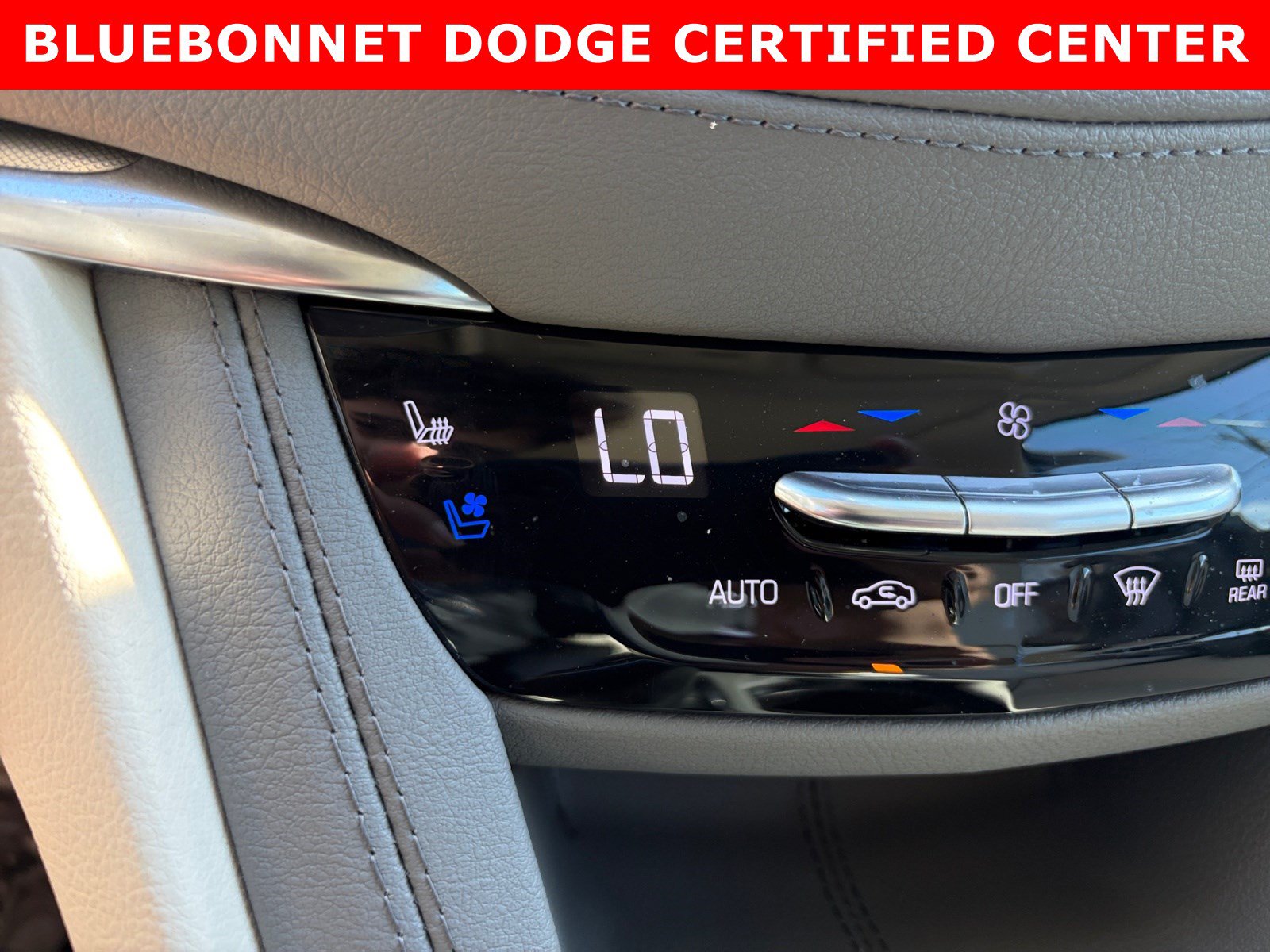 Used 2024 Cadillac XT5 Premium Luxury w/ Technology Package FWD image 19