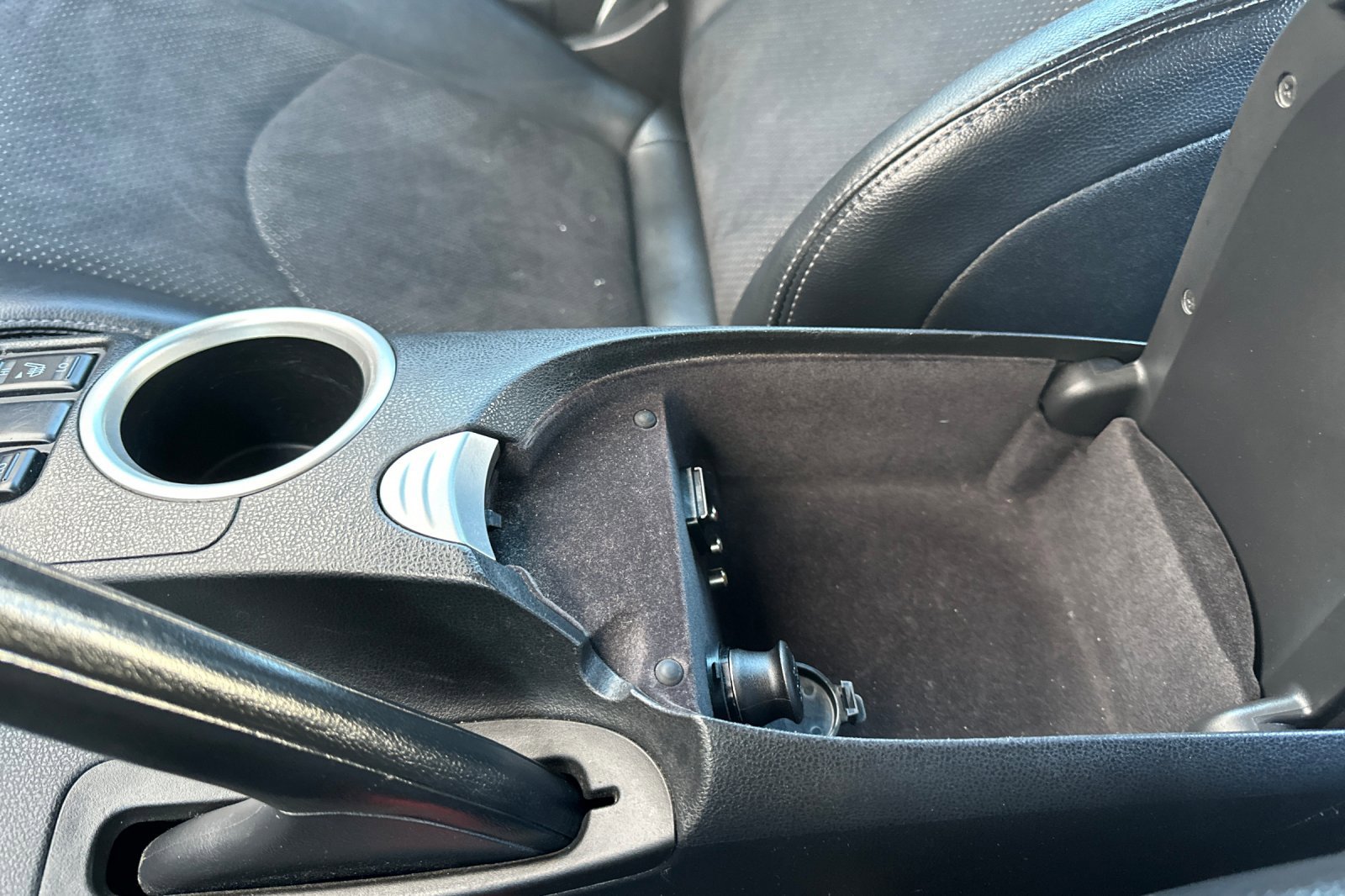 Used 2014 Nissan 370Z Touring w/ Sport Package image 31