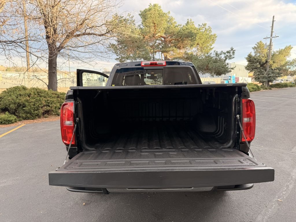 Used 2017 Chevrolet Colorado ZR2 image 27