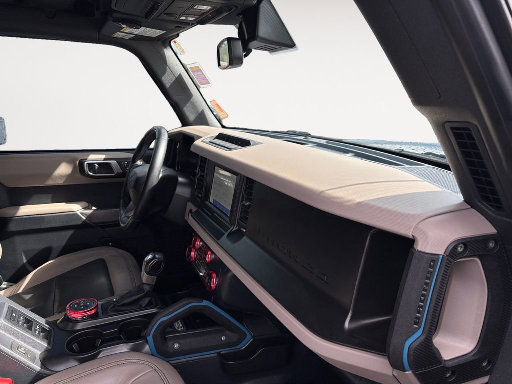 Used 2022 Ford Bronco Wildtrak image 13