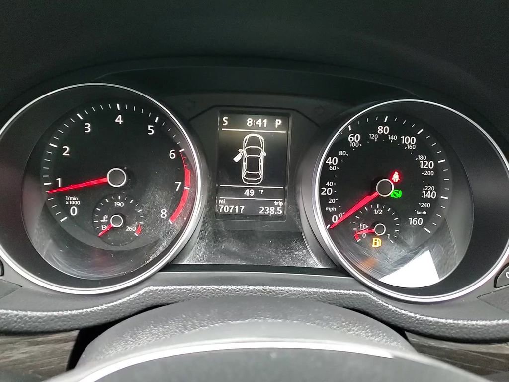 Used 2017 Volkswagen Passat 1.8T SE w/ SE Lighting Package image 18