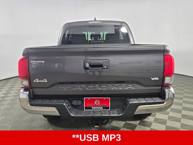 Used 2022 Toyota Tacoma SR5 AWD/4WD image 7