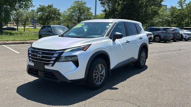 Certified 2024 Nissan Rogue S AWD/4WD image 3