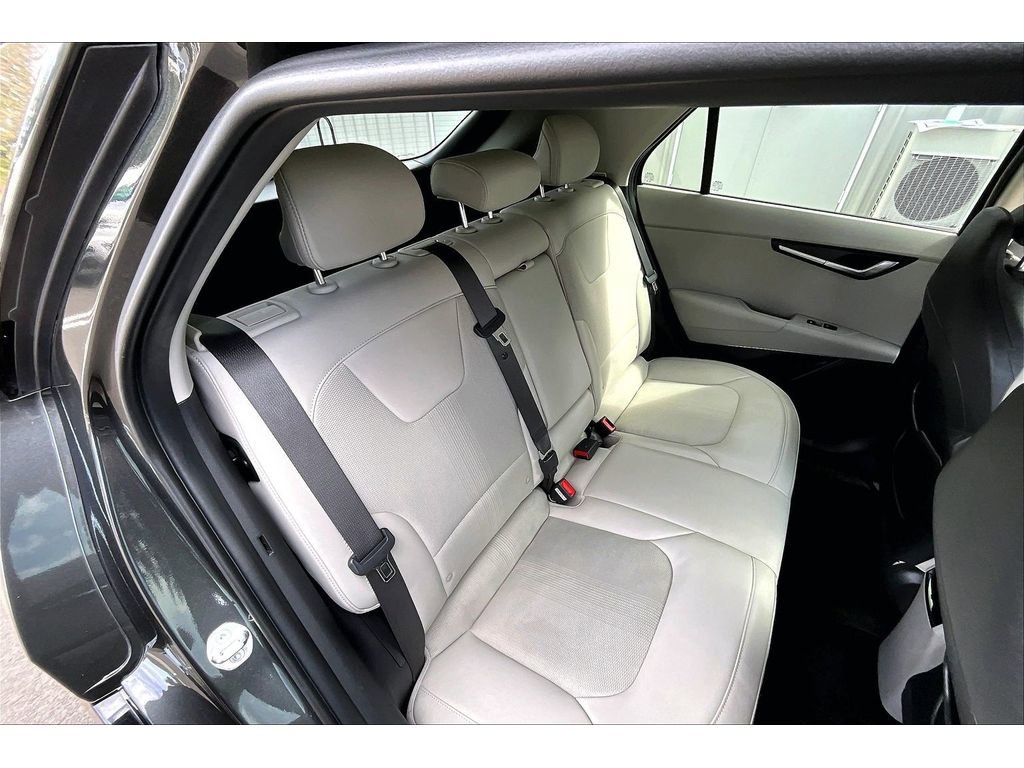 Used 2023 Kia Niro Wind w/ Wind Preserve Package FWD image 26