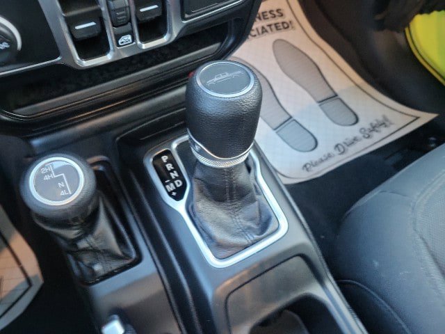 Used 2023 Jeep Gladiator Sport image 5