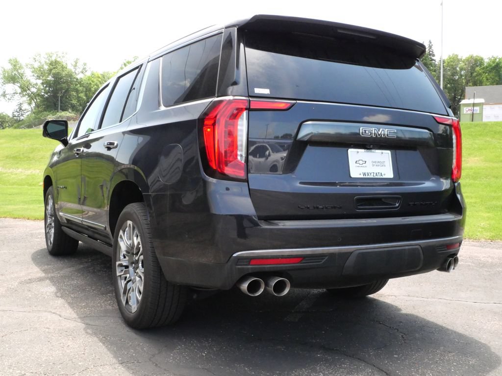 Used 2024 GMC Yukon Denali Ultimate AWD/4WD image 5