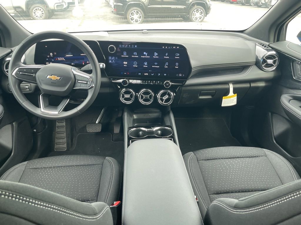 New 2025 Chevrolet Blazer EV LT image 15