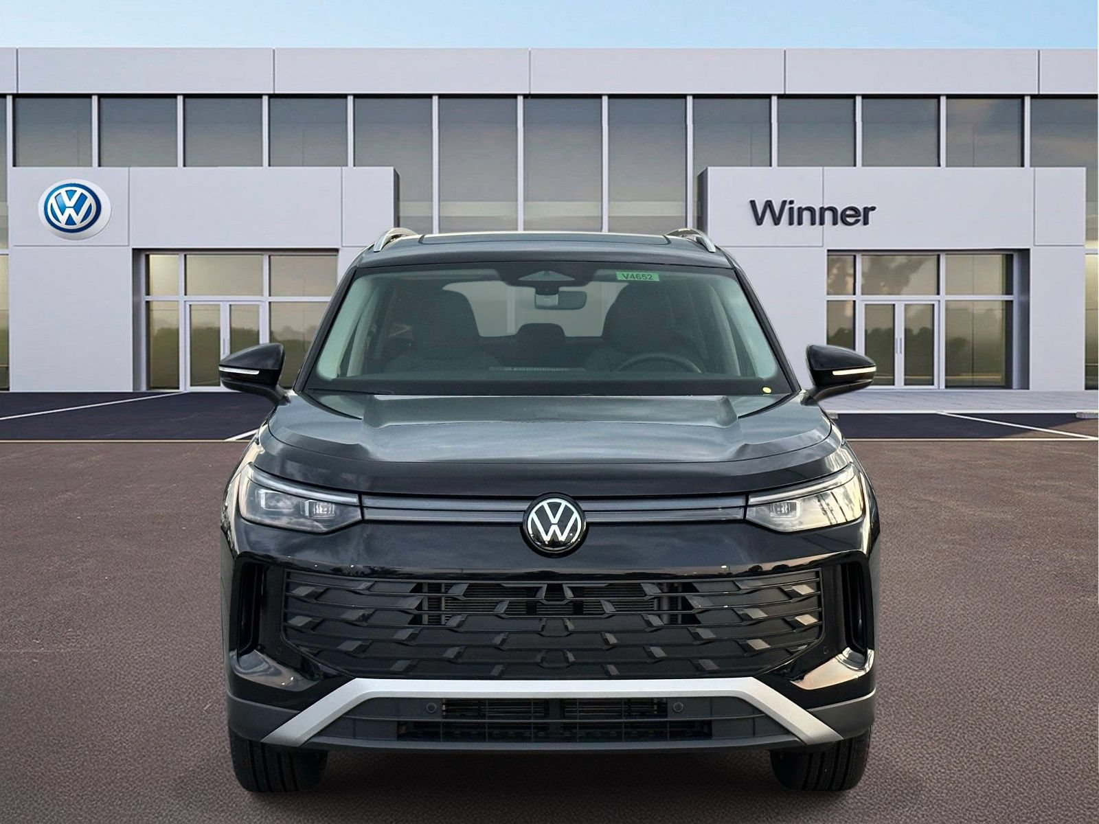 New 2026 Volkswagen Tiguan SE AWD/4WD image 9
