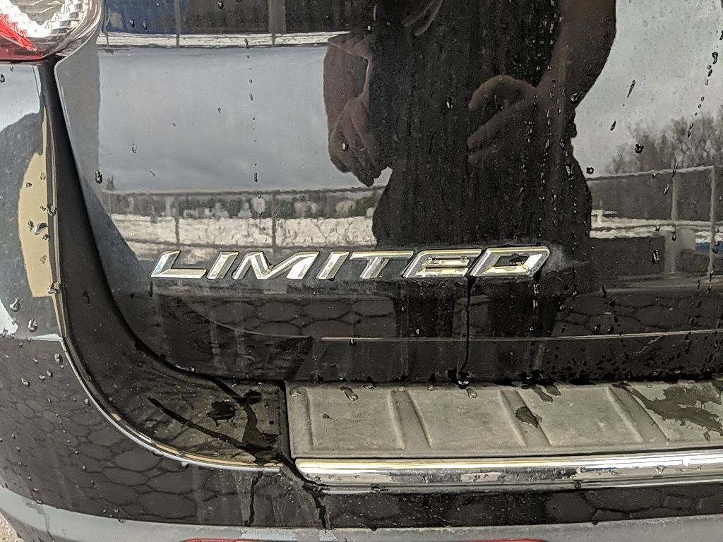 Used 2023 Ford Explorer Limited w/ Limited Technology Package image 7