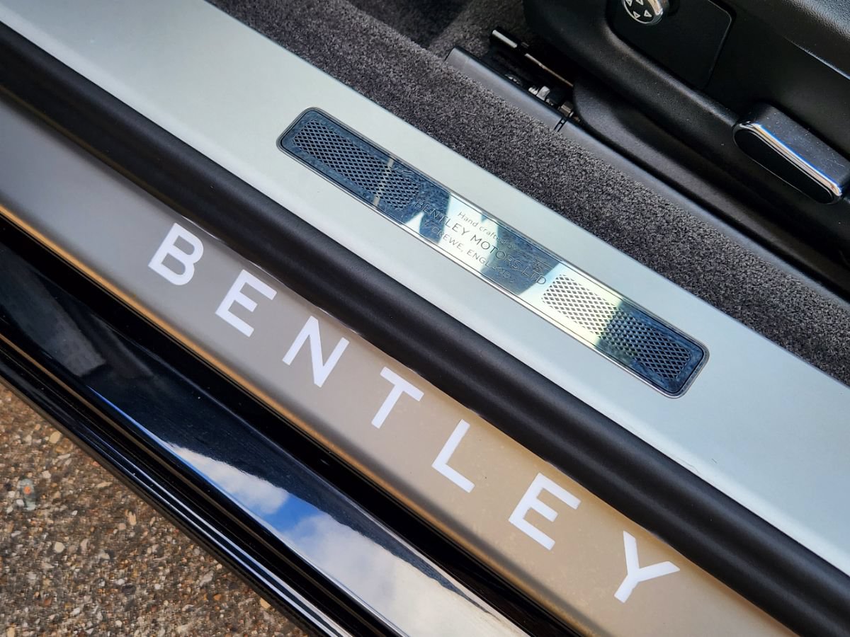 Used 2022 Bentley Continental GT AWD/4WD image 56