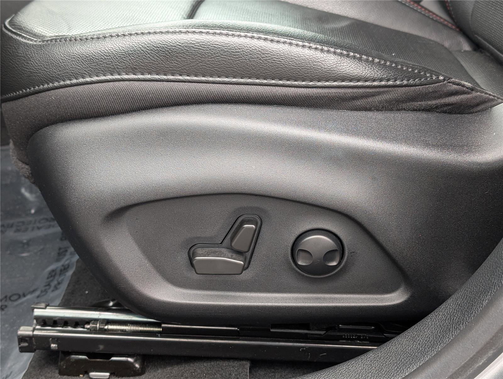 Used 2022 Jeep Compass Trailhawk w/ Trailhawk Elite Group image 21