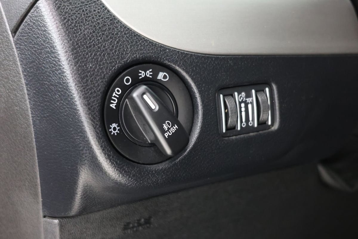 Used 2019 Dodge Grand Caravan GT FWD image 22