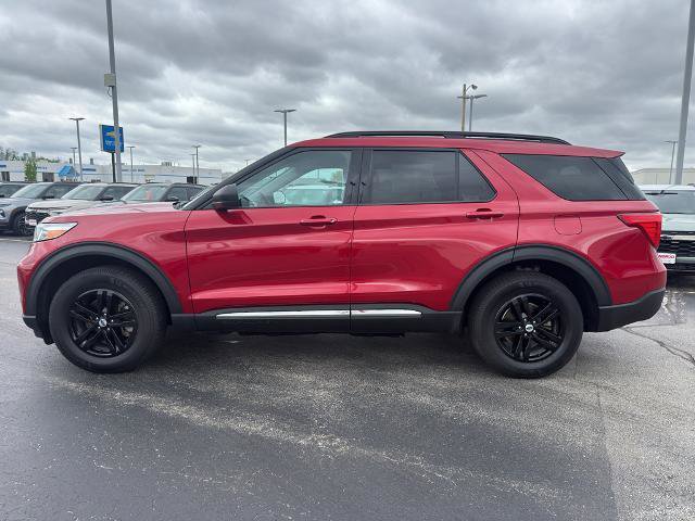 Used 2022 Ford Explorer XLT w/ Class IV Trailer Tow Package AWD/4WD image 6