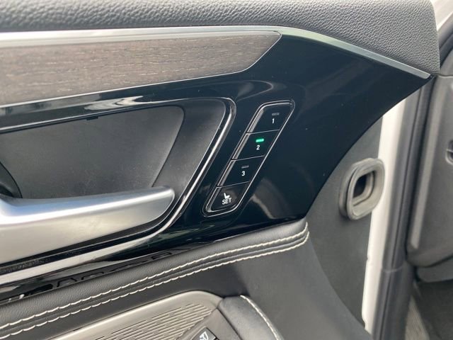 Used 2022 Acura MDX Advance image 17