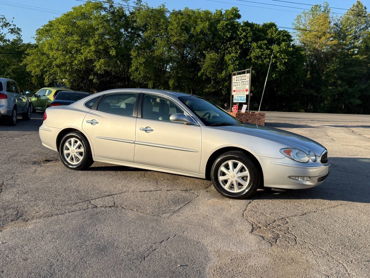 Used 2005 Buick LaCrosse CXL w/ Gold Convenience Package image 3