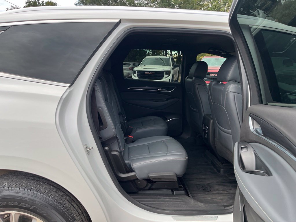 Used 2022 Buick Enclave Essence w/ Trailering Package, 5000 lbs. AWD/4WD image 33