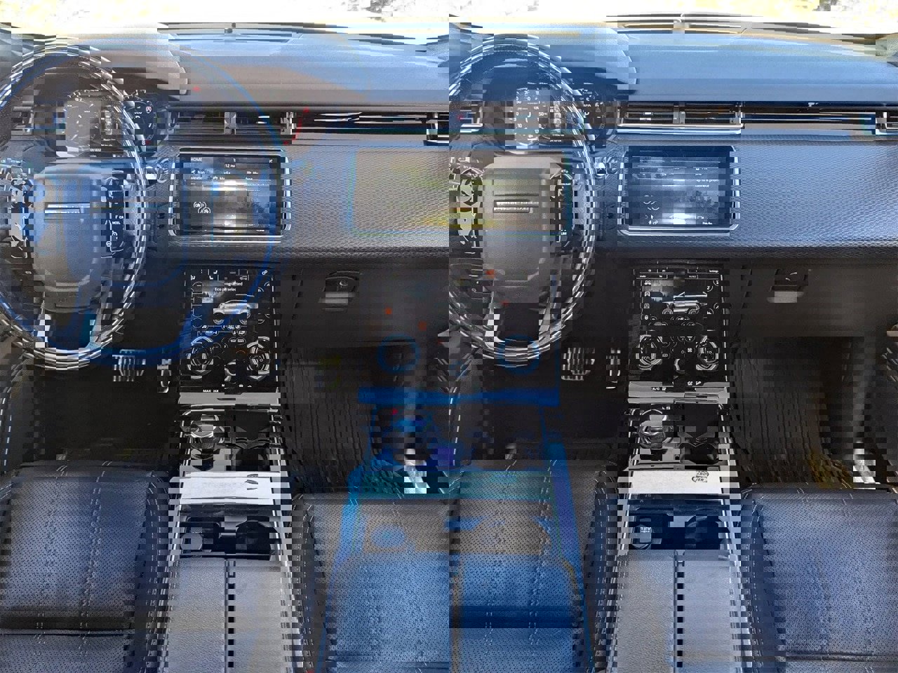 Used 2018 Land Rover Range Rover Velar R-Dynamic SE image 18