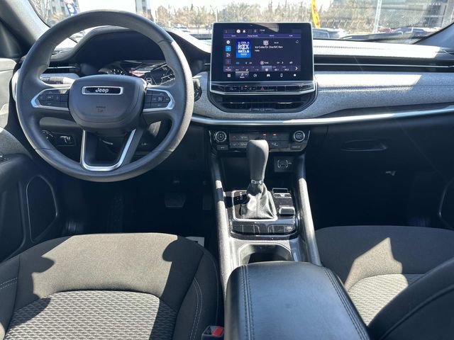 Used 2023 Jeep Compass Sport image 14