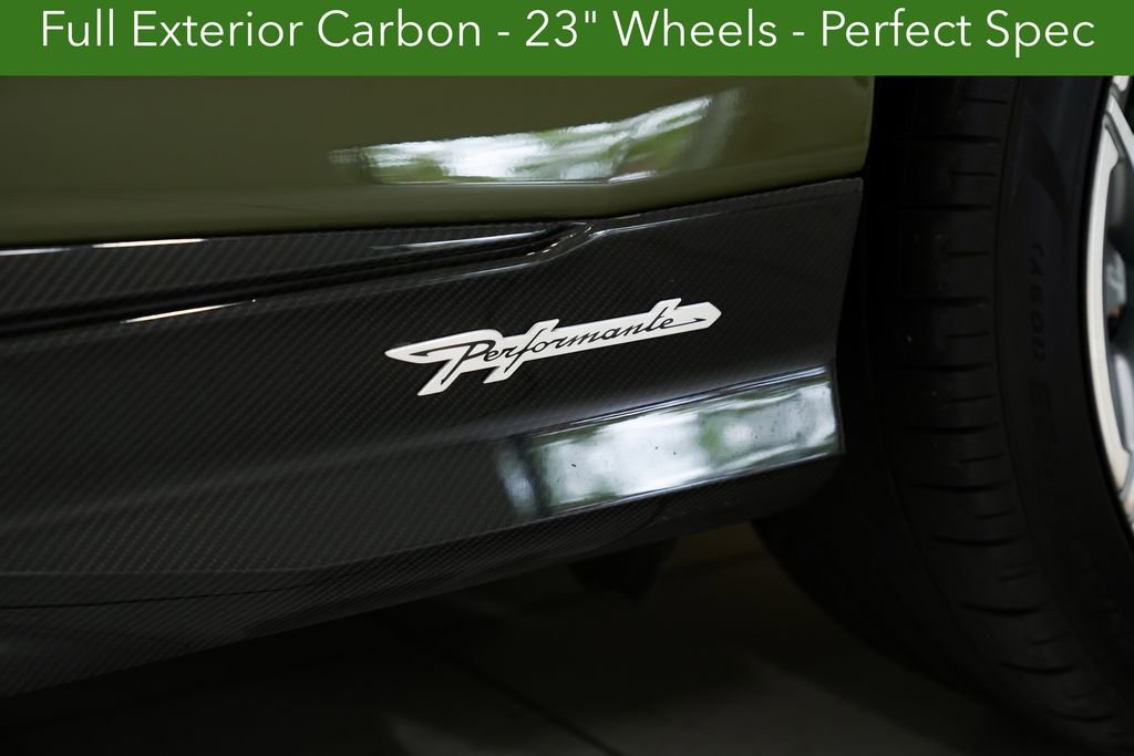 Used 2023 Lamborghini Urus Performante AWD/4WD image 9