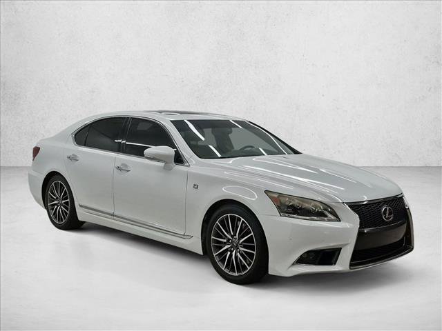 Used 2016 Lexus LS 460 w/ F Sport Package RWD image 3
