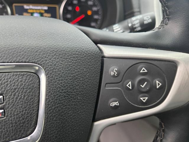 Used 2023 GMC Terrain SLT image 25