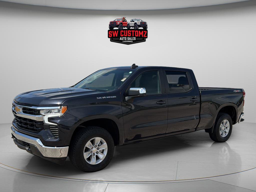 Used 2023 Chevrolet Silverado 1500 LT image 3