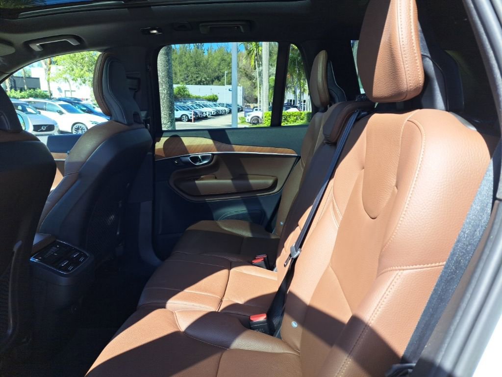 Used 2023 Volvo XC90 B6 Plus w/ Protection Package Premier image 7