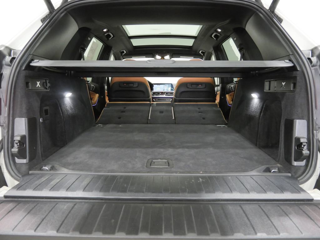 Used 2022 BMW X5 xDrive40i w/ Luxury Seating Package AWD/4WD image 30