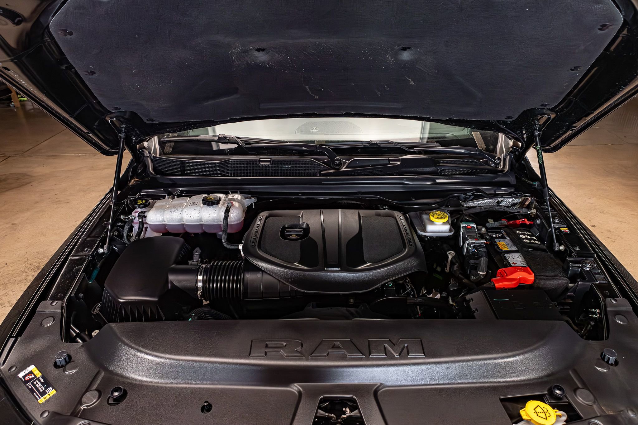 Used 2025 RAM 1500 Big Horn AWD/4WD image 33