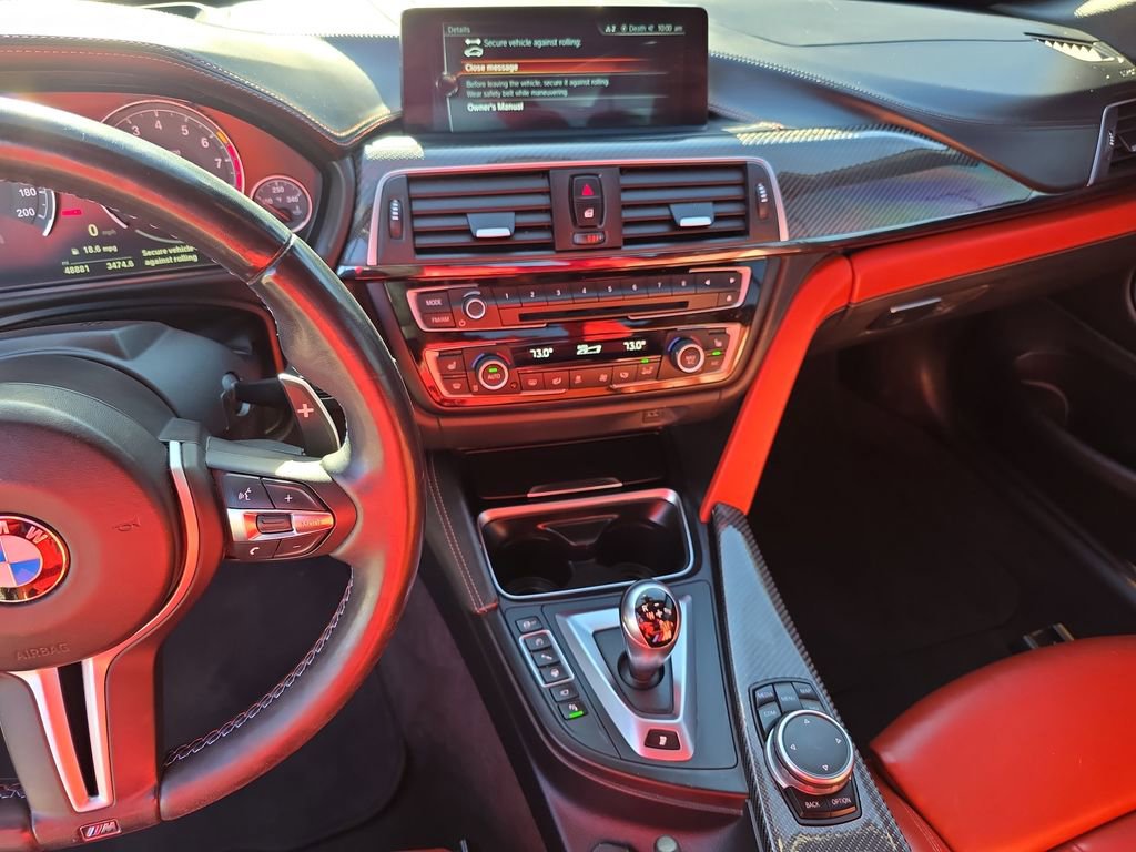 Used 2017 BMW M4 Convertible image 30