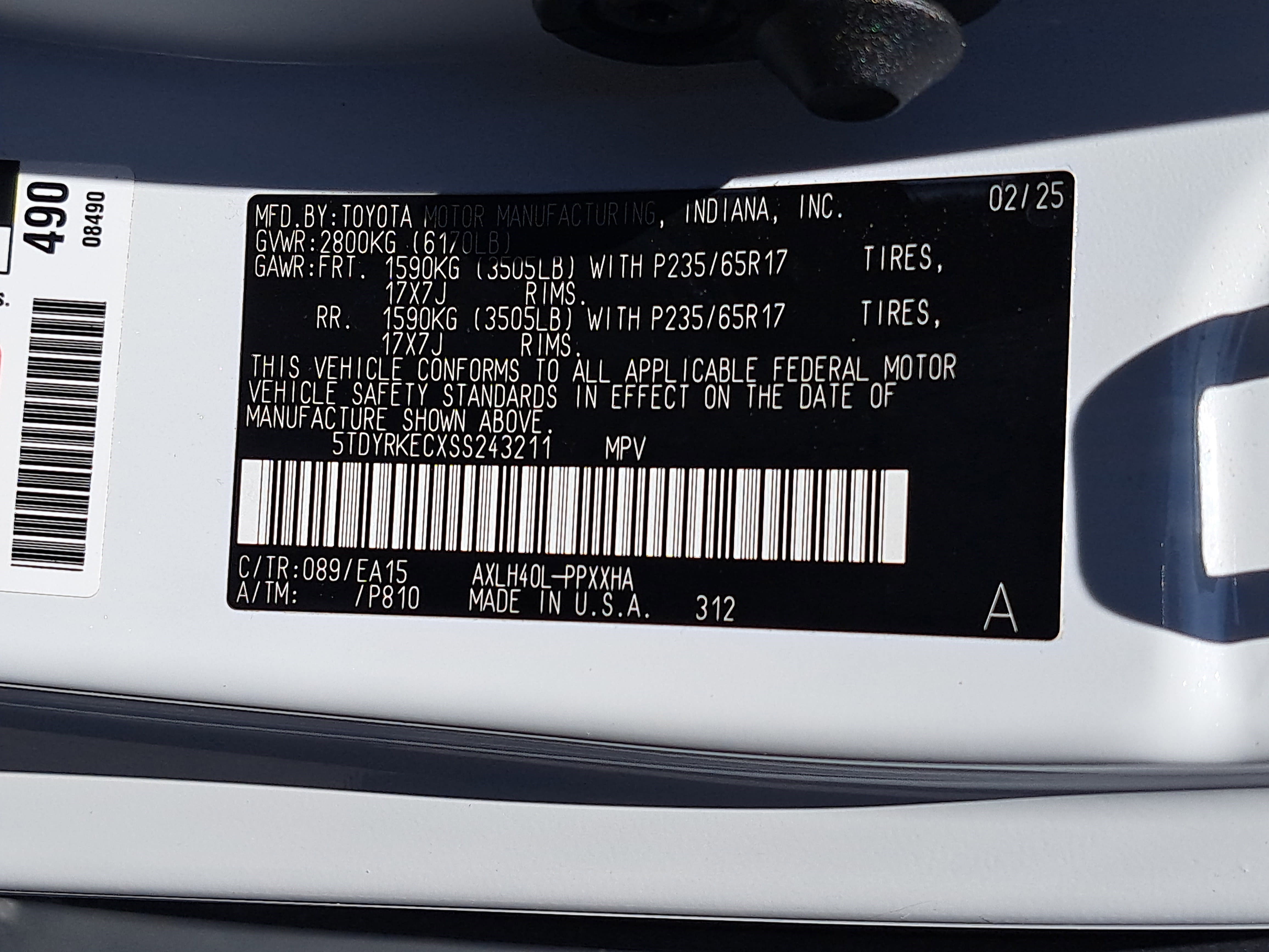 Used 2025 Toyota Sienna XLE FWD image 35