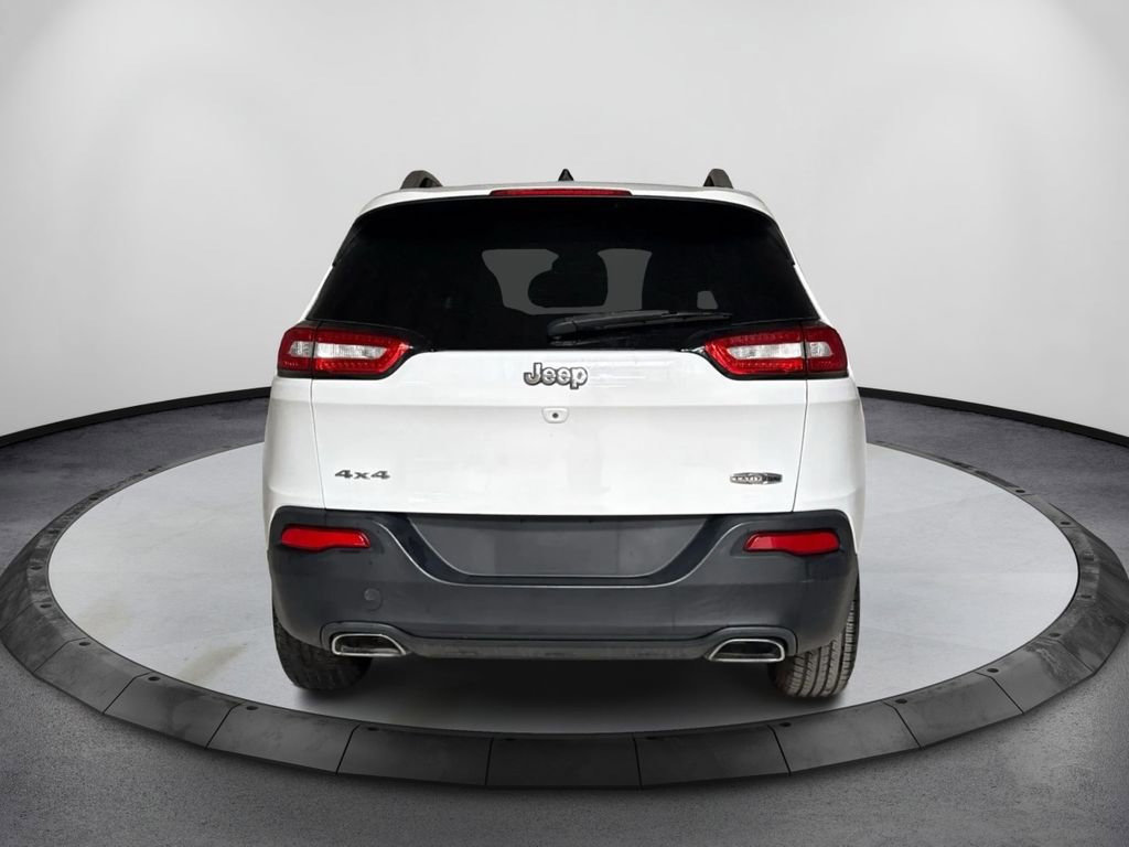 Used 2018 Jeep Cherokee Latitude image 6