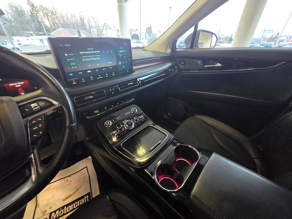 Used 2022 Lincoln Nautilus Reserve w/ Equipment Group 201A image 21