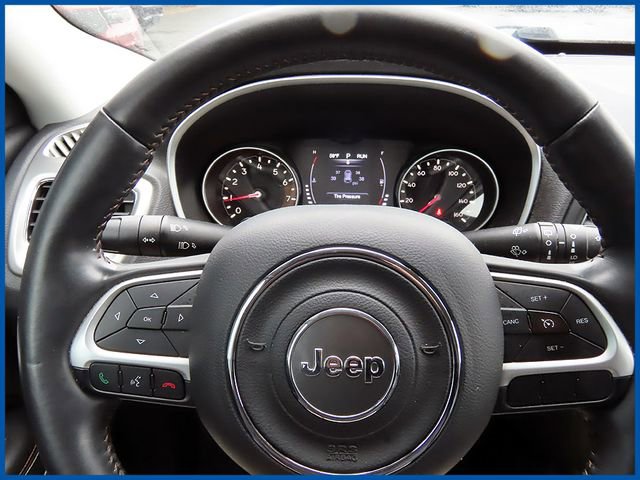 Certified 2019 Jeep Compass Latitude w/ Cold Weather Group image 15