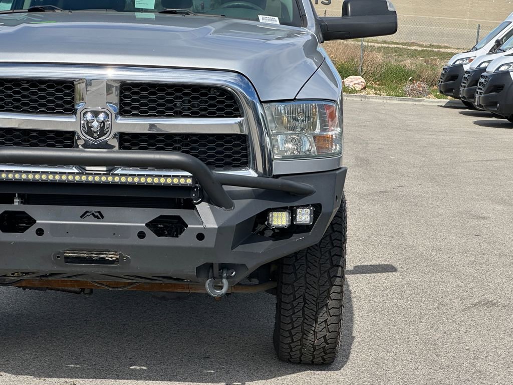 Used 2018 RAM 3500 Tradesman w/ Chrome Appearance Group image 13