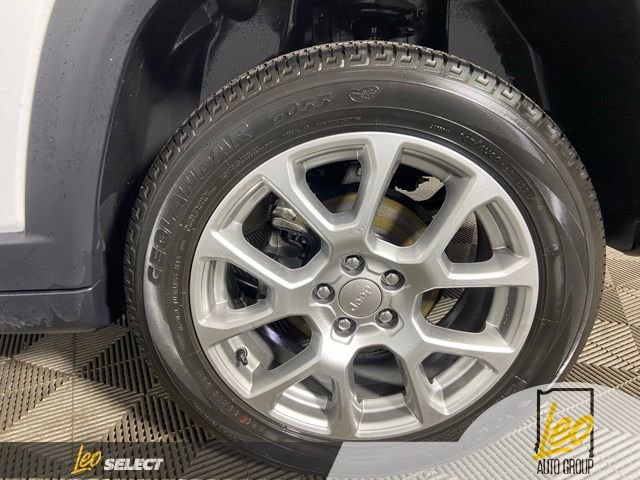 Used 2022 Jeep Compass Latitude image 27