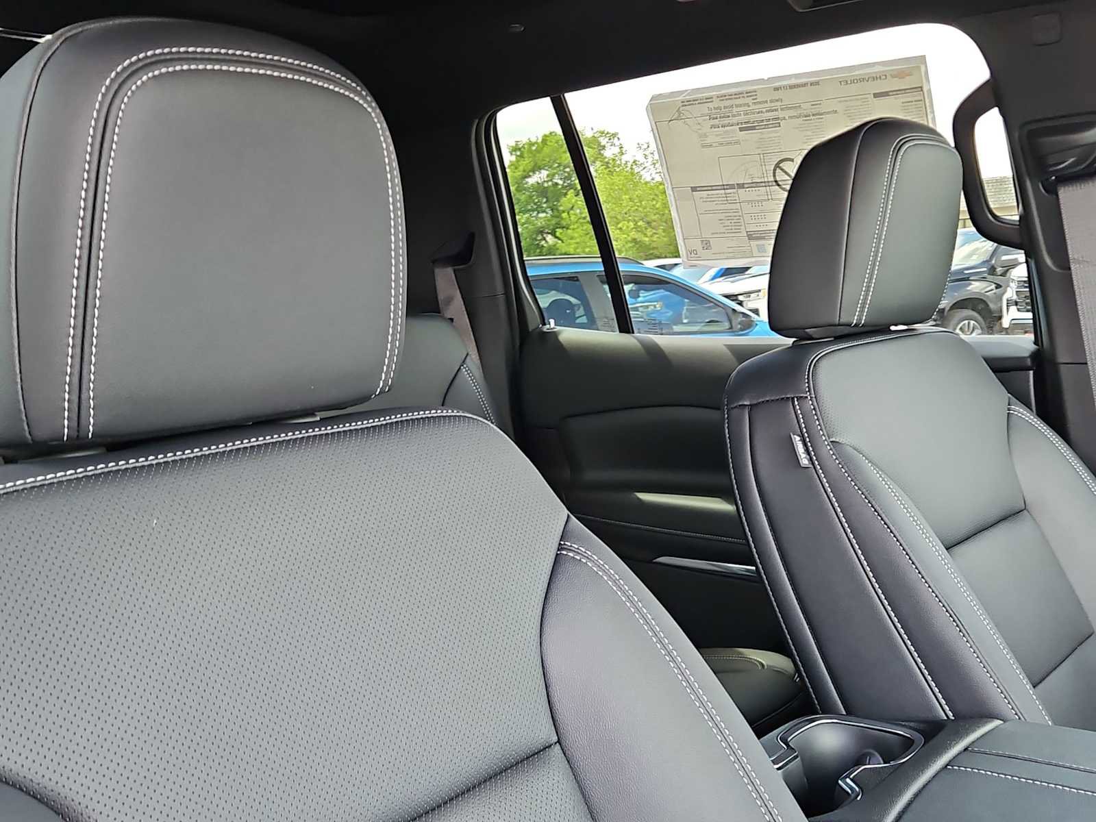 New 2026 Chevrolet Traverse LT w/ Sun and Wheel Package image 18