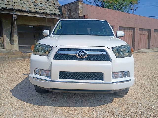 Used 2013 Toyota 4Runner SR5 image 3