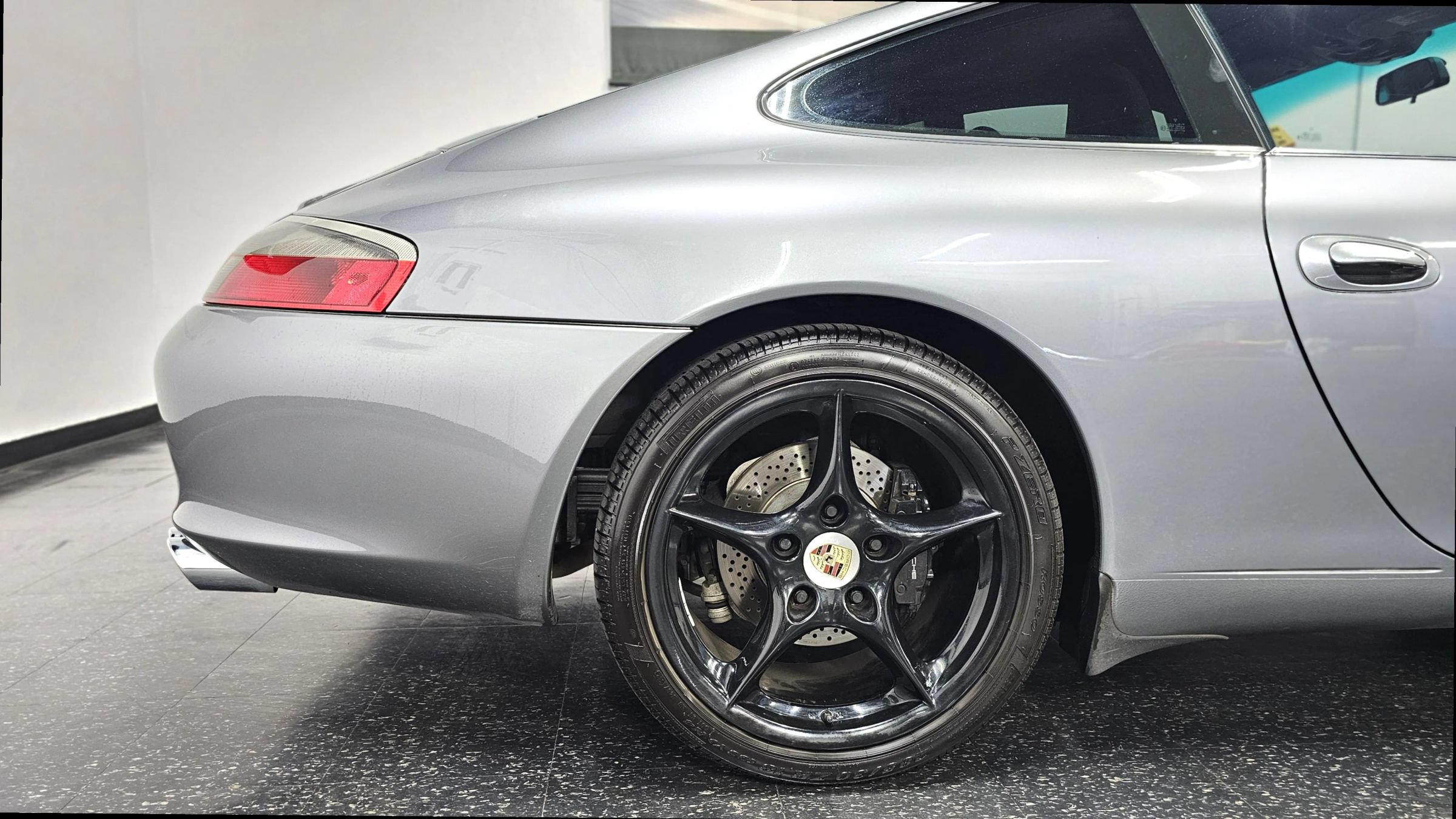 Used 2003 Porsche 911 GT3 RS image 22