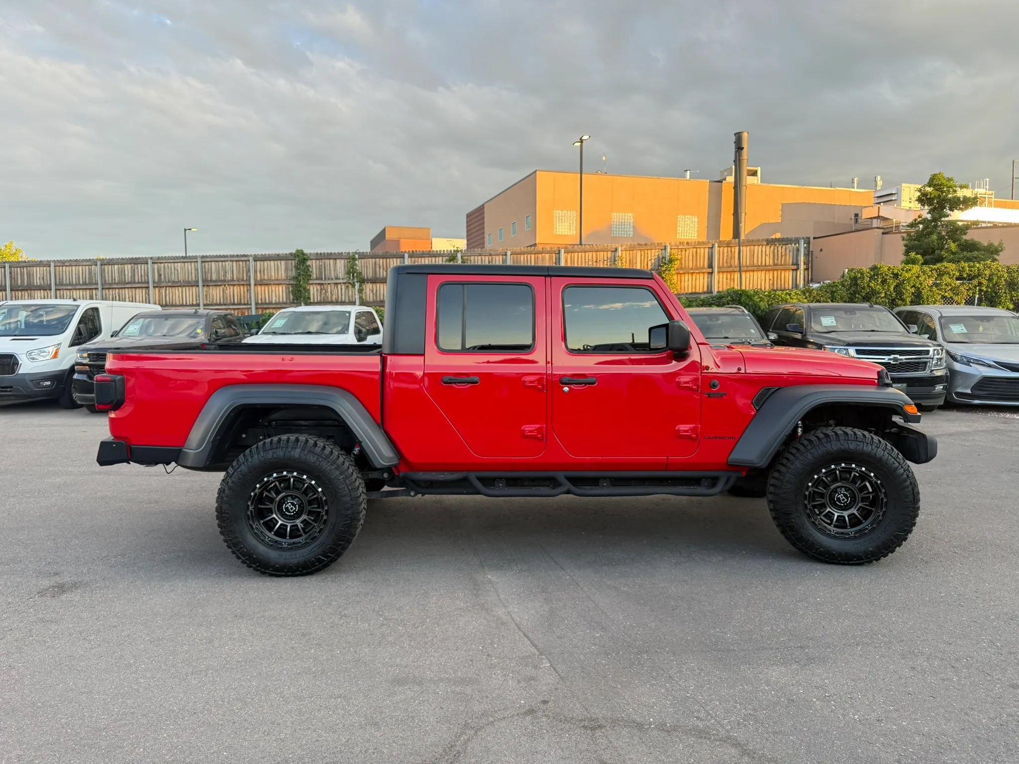 Used 2020 Jeep Gladiator Sport w/ Quick Order Package 24S AWD/4WD image 10