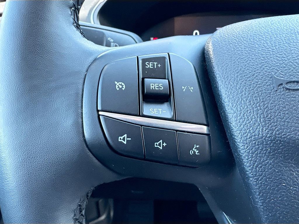 Used 2024 Ford Escape Active image 9